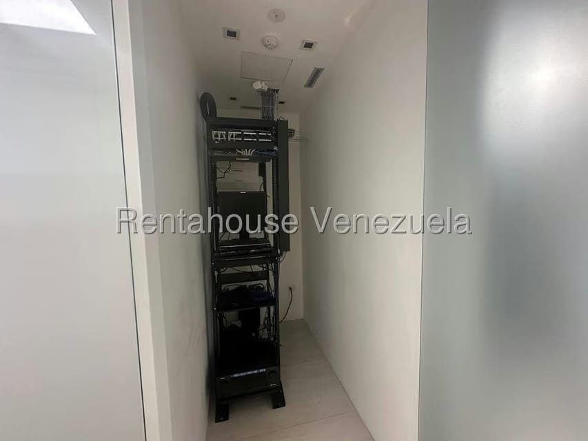Comercial (Oficina) en Alquiler en Macaracuay, Distrito Metropolitano - 18