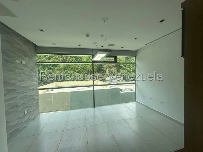 Comercial (Oficina) en Alquiler en Macaracuay, Distrito Metropolitano - 25