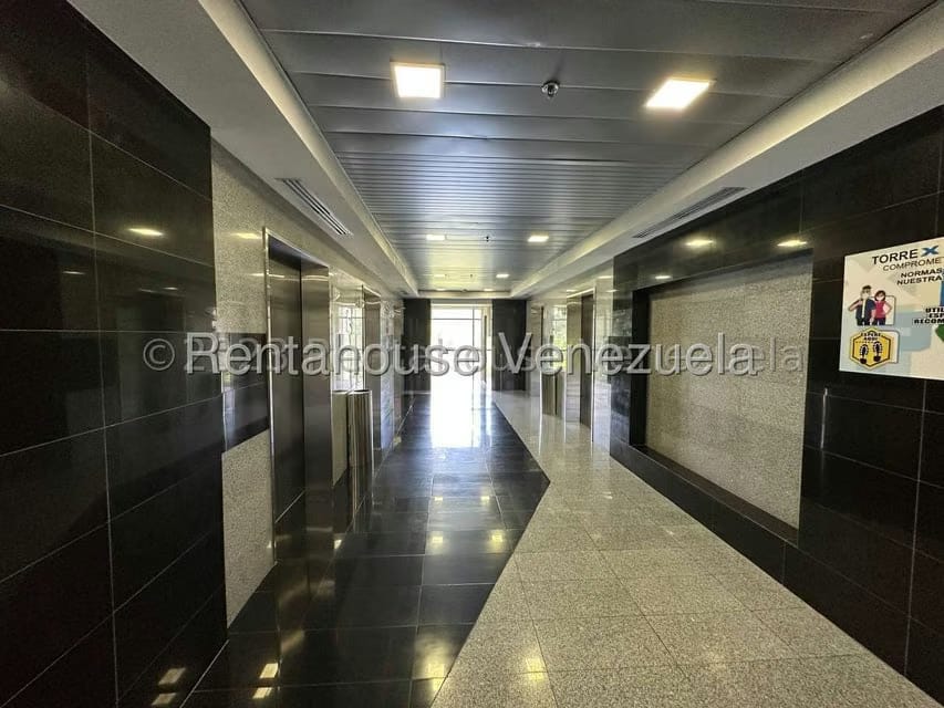 Comercial (Oficina) en Alquiler en Macaracuay, Distrito Metropolitano - 5