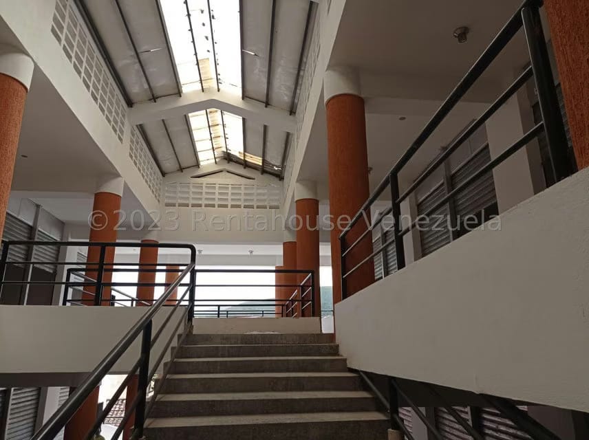 Comercial (Local Comercial) en Alquiler en Centro, Aragua - 9