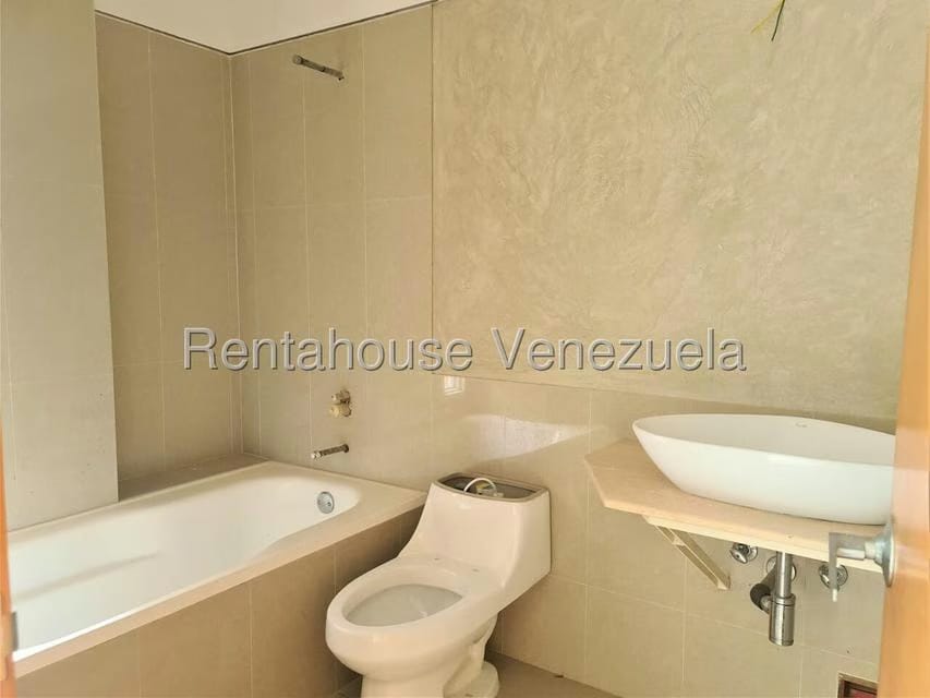 Apartamento (1 Nivel) en Venta en Colinas de Valle Arriba / Mirador de Los Campitos, Distrito Metropolitano - 19
