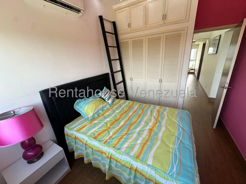 Townhouse (1 Nivel) en Venta en Puerto Encantado, Miranda - 21