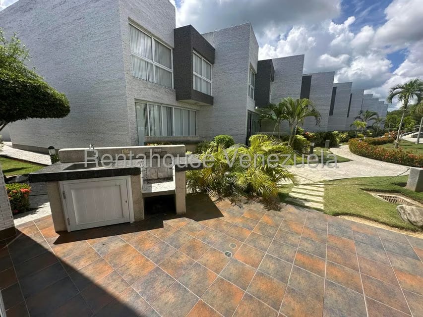 Townhouse (1 Nivel) en Venta en Puerto Encantado, Miranda - 30