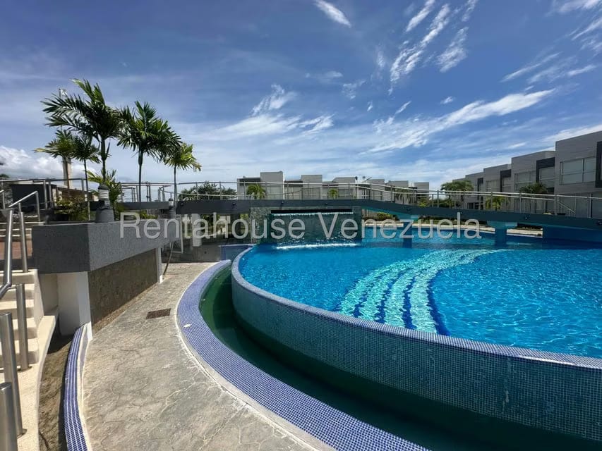 Townhouse (1 Nivel) en Venta en Puerto Encantado, Miranda - 39