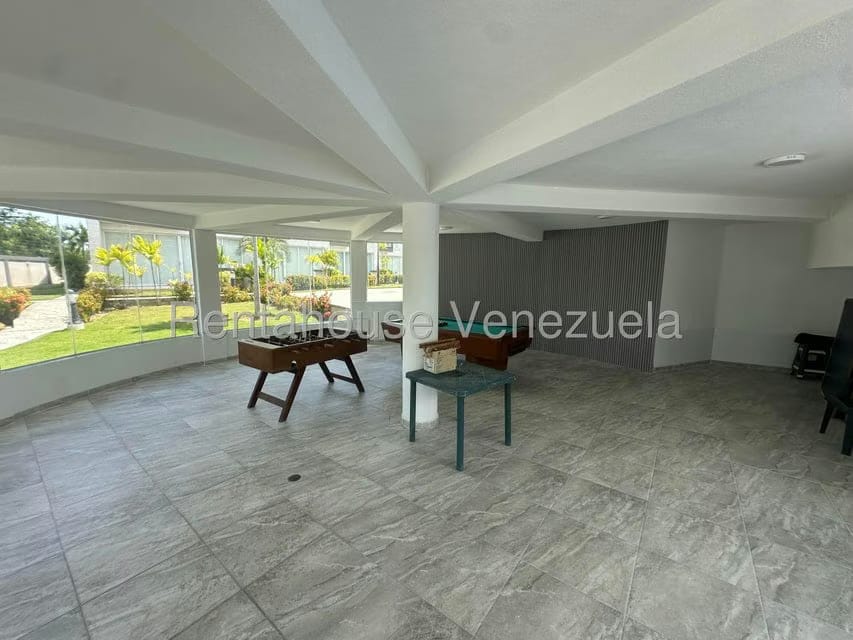 Townhouse (1 Nivel) en Venta en Puerto Encantado, Miranda - 43