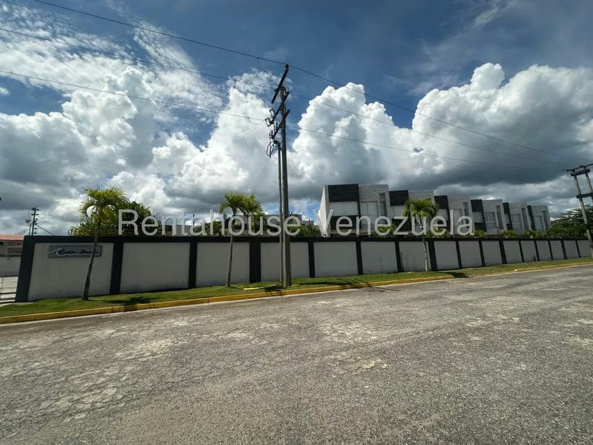 Townhouse (1 Nivel) en Venta en Puerto Encantado, Miranda - 44