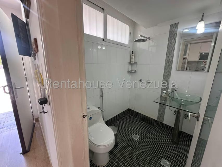Townhouse (1 Nivel) en Venta en Puerto Encantado, Miranda - 9