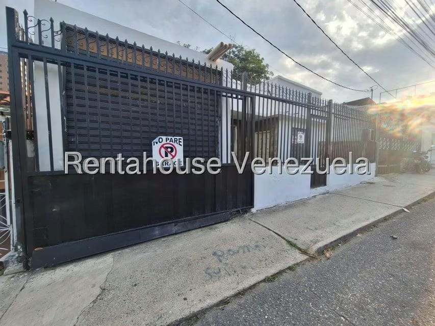 Casa (1 Nivel) en Venta en Zona Este, Lara - 2