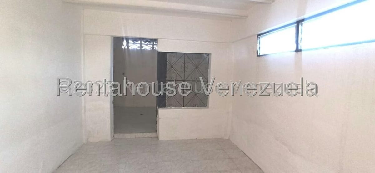 Casa (1 Nivel) en Venta en Zona Este, Lara - 20