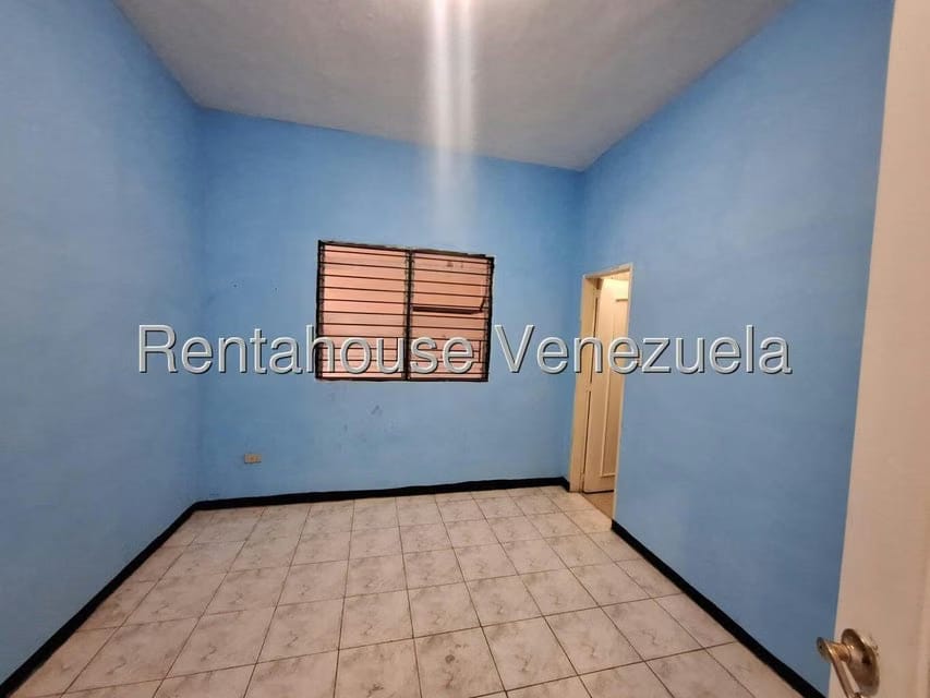 Casa (1 Nivel) en Venta en Zona Este, Lara - 4