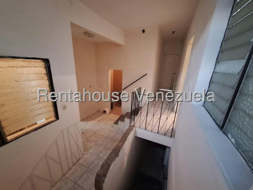 Casa (1 Nivel) en Venta en Zona Este, Lara - 10