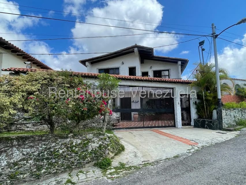 Casa (Multipes Niveles) en Venta en Baruta, Distrito Metropolitano