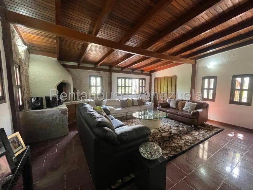Casa (Multipes Niveles) en Venta en Baruta, Distrito Metropolitano - 11