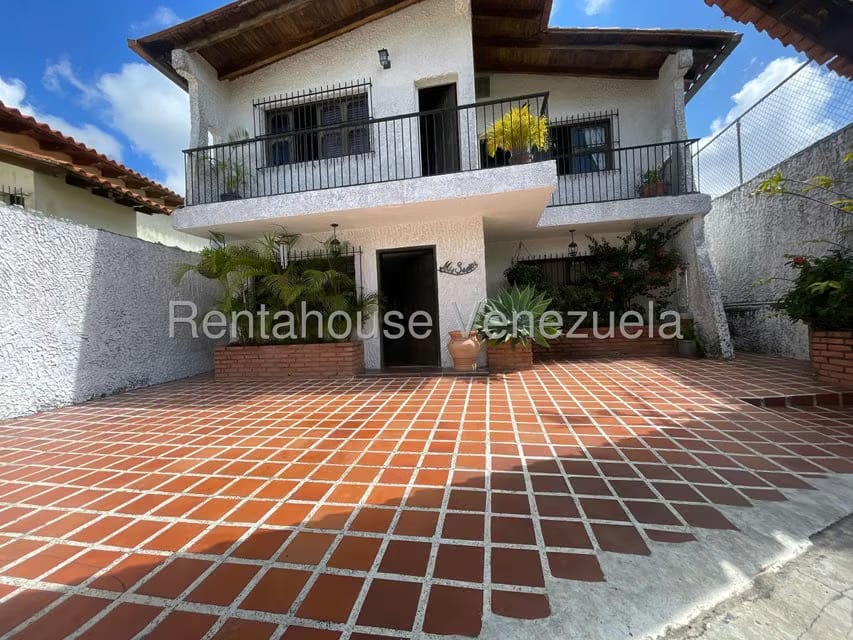 Casa (Multipes Niveles) en Venta en Baruta, Distrito Metropolitano - 3