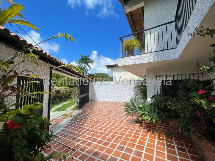 Casa (Multipes Niveles) en Venta en Baruta, Distrito Metropolitano - 4