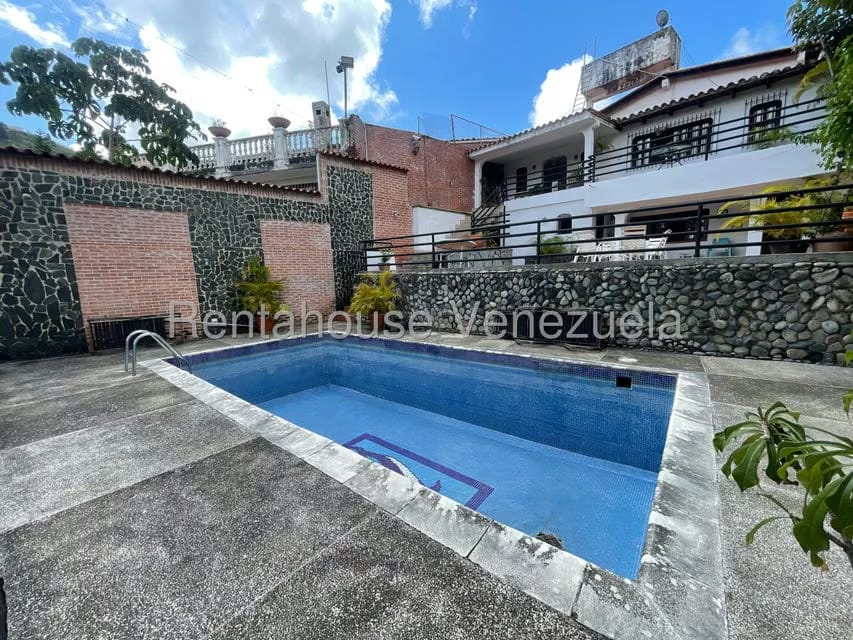 Casa (Multipes Niveles) en Venta en Baruta, Distrito Metropolitano - 32