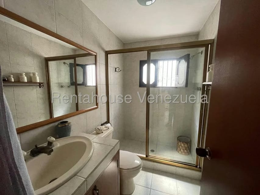 Casa (Multipes Niveles) en Venta en Baruta, Distrito Metropolitano - 7