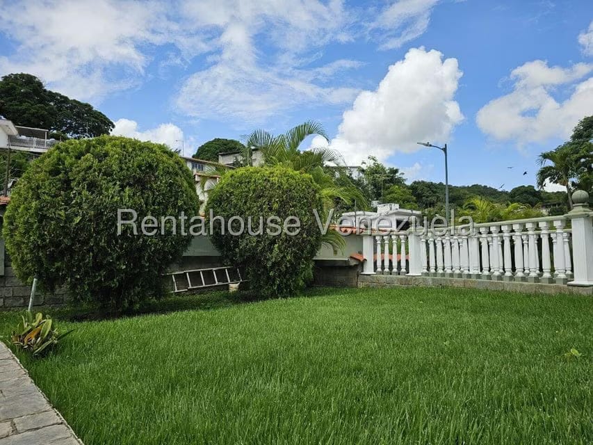 Casa (Duplex) en Venta en Cumbres de Curumo, Distrito Metropolitano - 11