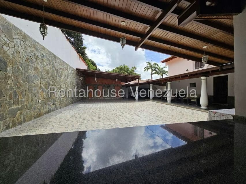 Casa (Duplex) en Venta en Cumbres de Curumo, Distrito Metropolitano - 25