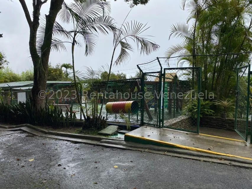 Terreno (Comercial) en Venta en El Hatillo, Distrito Metropolitano - 3