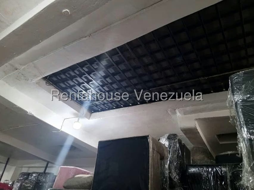 Casa (Multipes Niveles) en Venta en Guatire, Miranda - 13