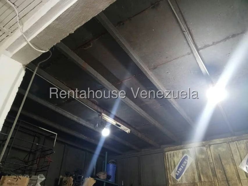 Casa (Multipes Niveles) en Venta en Guatire, Miranda - 17