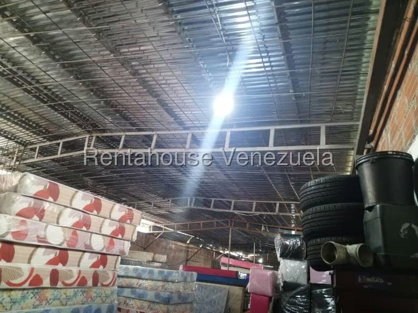 Casa (Multipes Niveles) en Venta en Guatire, Miranda - 23