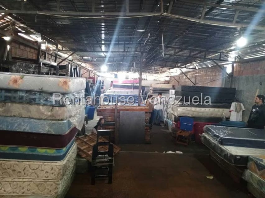 Casa (Multipes Niveles) en Venta en Guatire, Miranda - 30