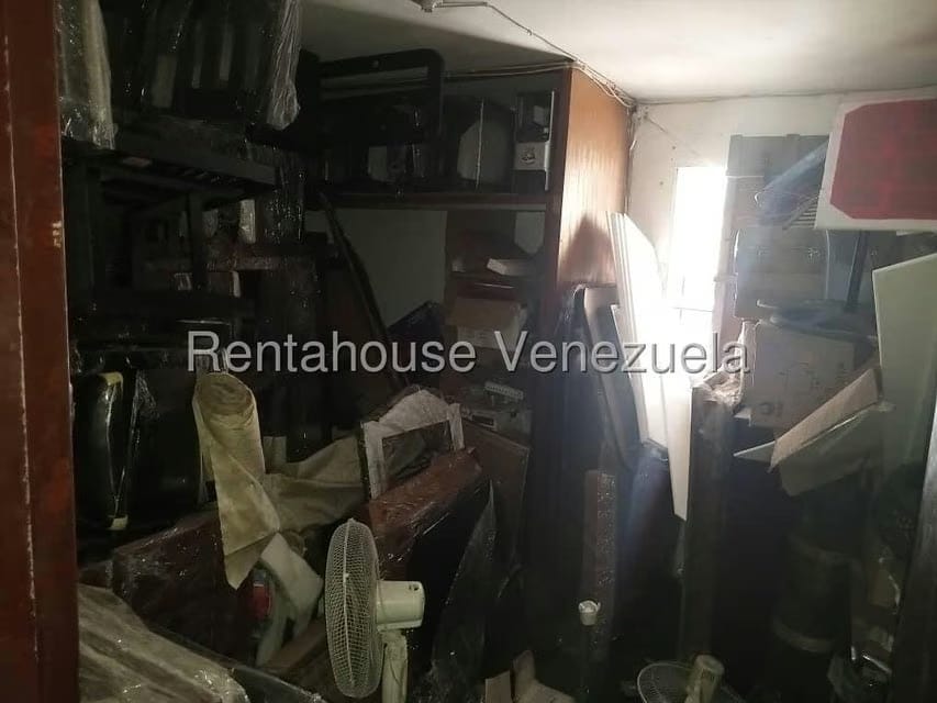 Casa (Multipes Niveles) en Venta en Guatire, Miranda - 32