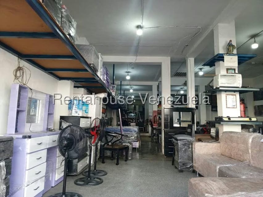 Casa (Multipes Niveles) en Venta en Guatire, Miranda - 9