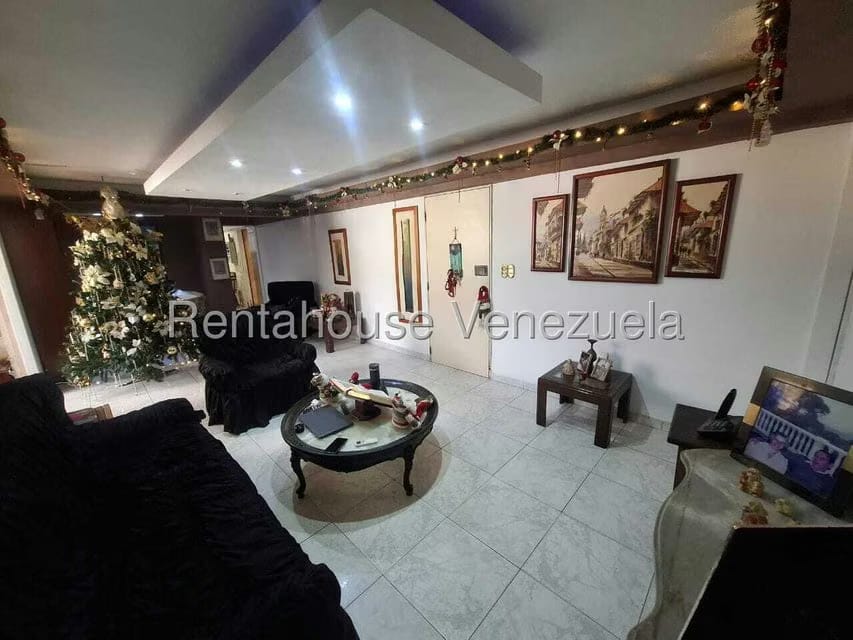 Apartamento (1 Nivel) en Venta en El Paraiso, Distrito Metropolitano - 3