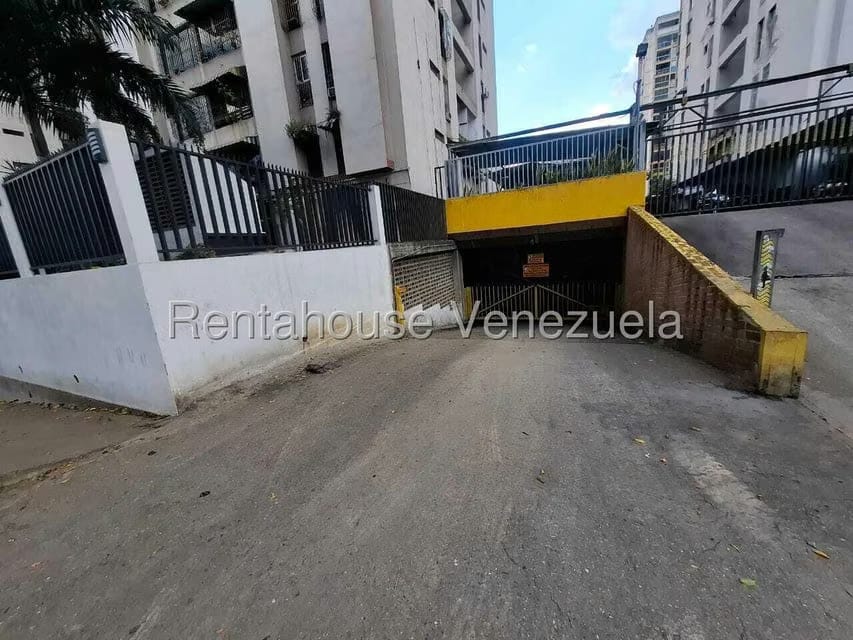 Apartamento (1 Nivel) en Venta en El Paraiso, Distrito Metropolitano - 25