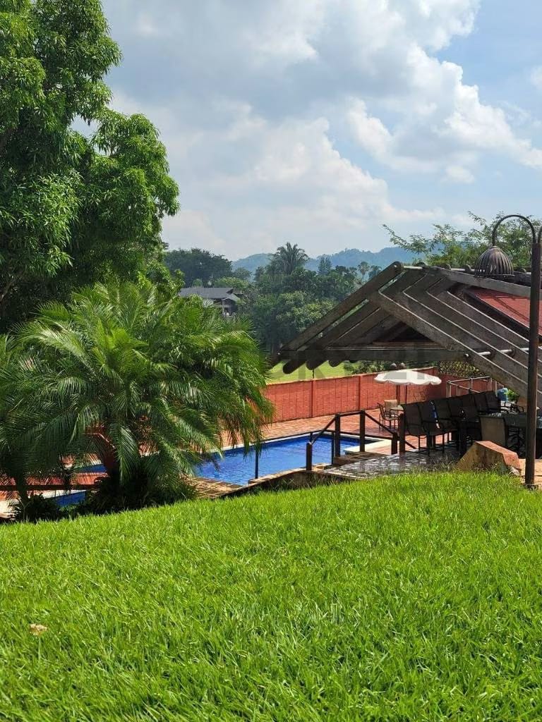 Venta de Casa en Guataparo Country - 2