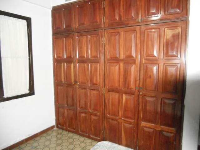 Casa (Colonial) en Venta en Las Barrancas, Miranda - 11
