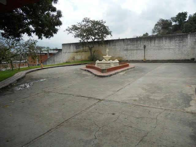 Casa (Colonial) en Venta en Las Barrancas, Miranda - 23