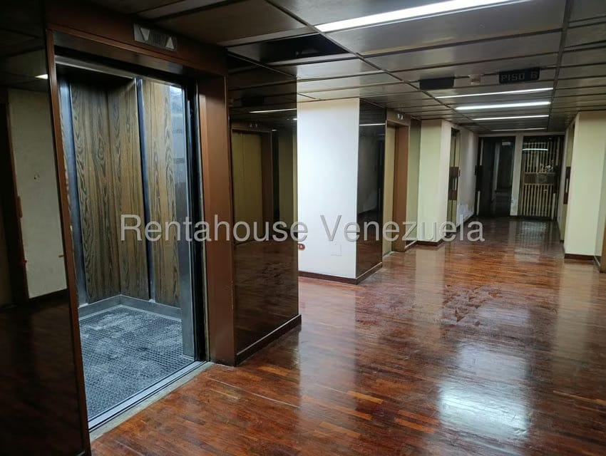 Comercial (Oficina) en Venta en El Socorro, Carabobo - 2