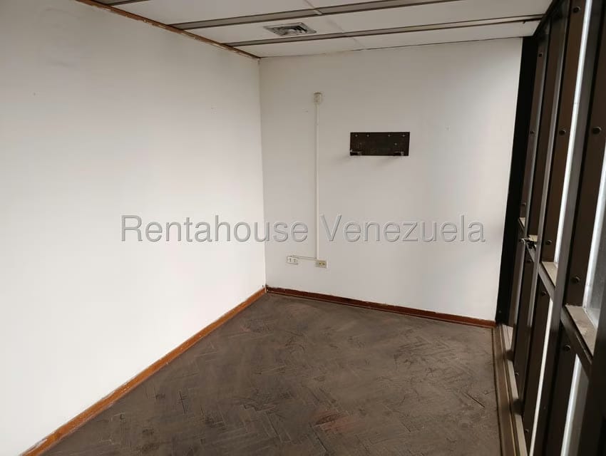 Comercial (Oficina) en Venta en El Socorro, Carabobo - 10