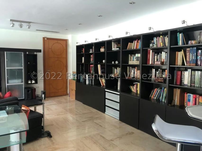 Apartamento (Duplex) en Venta en Los Chorros, Distrito Metropolitano - 21