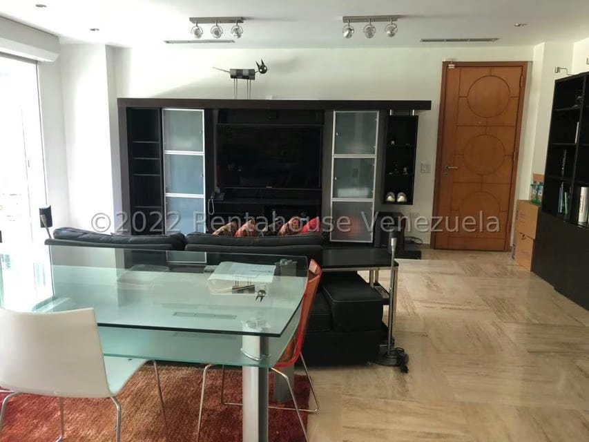 Apartamento (Duplex) en Venta en Los Chorros, Distrito Metropolitano - 22