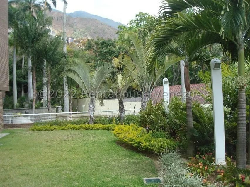 Apartamento (Duplex) en Venta en Los Chorros, Distrito Metropolitano - 25