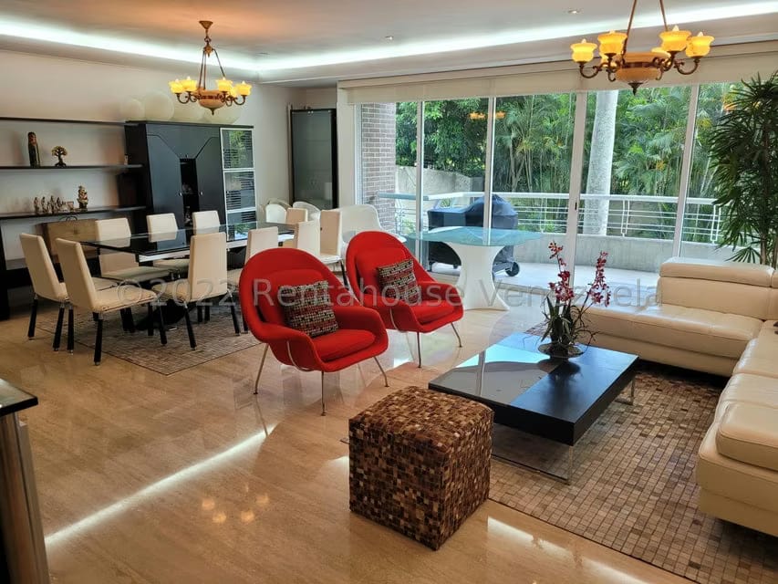 Apartamento (Duplex) en Venta en Los Chorros, Distrito Metropolitano - 5