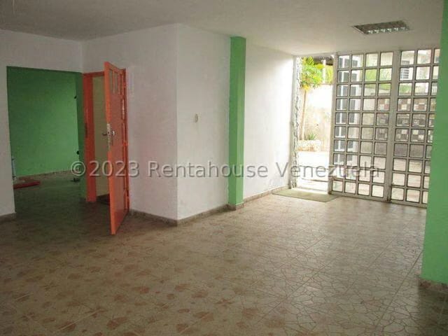 Casa (1 Nivel) en Venta en Colinas de Carrizal, Miranda - 11