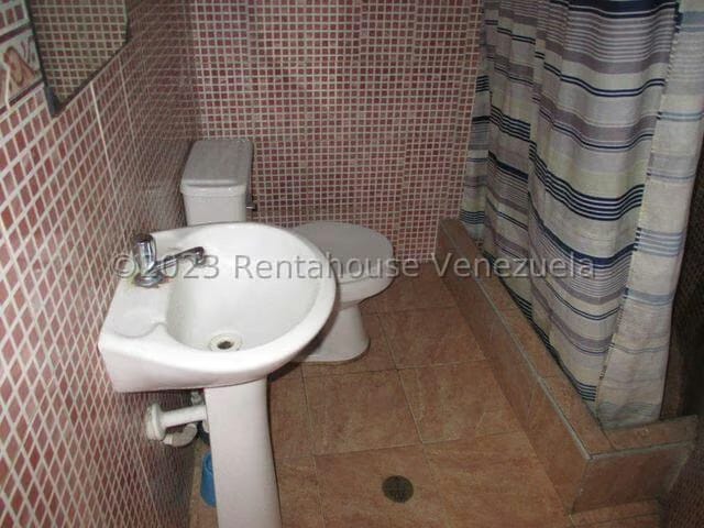 Casa (1 Nivel) en Venta en Colinas de Carrizal, Miranda - 32