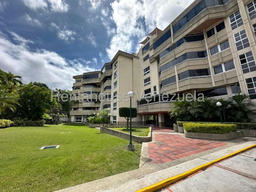 Apartamento (Multiples Niveles) en Venta en Miranda, Distrito Metropolitano - 2