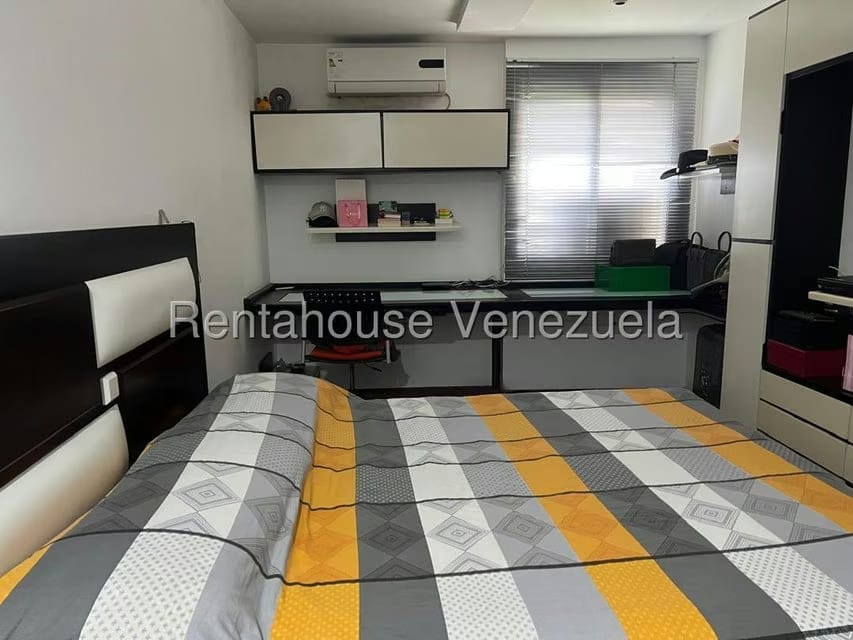 Apartamento (Multiples Niveles) en Venta en Miranda, Distrito Metropolitano - 20