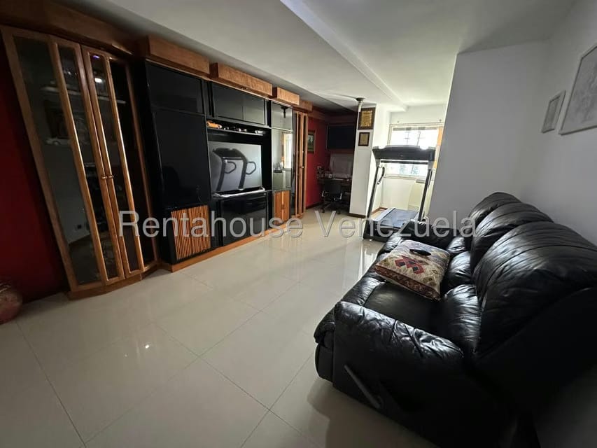 Apartamento (Multiples Niveles) en Venta en Miranda, Distrito Metropolitano - 9