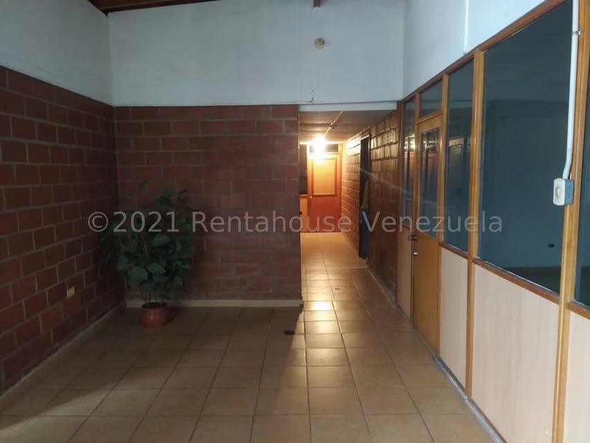 Comercial (Edificio) en Venta en Guatire, Miranda - 12