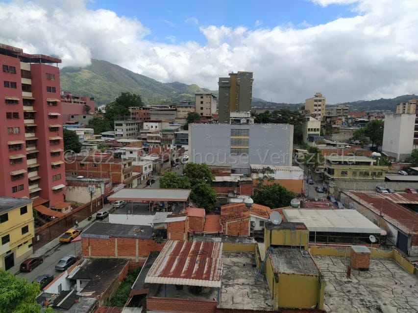 Comercial (Edificio) en Venta en Guatire, Miranda - 4