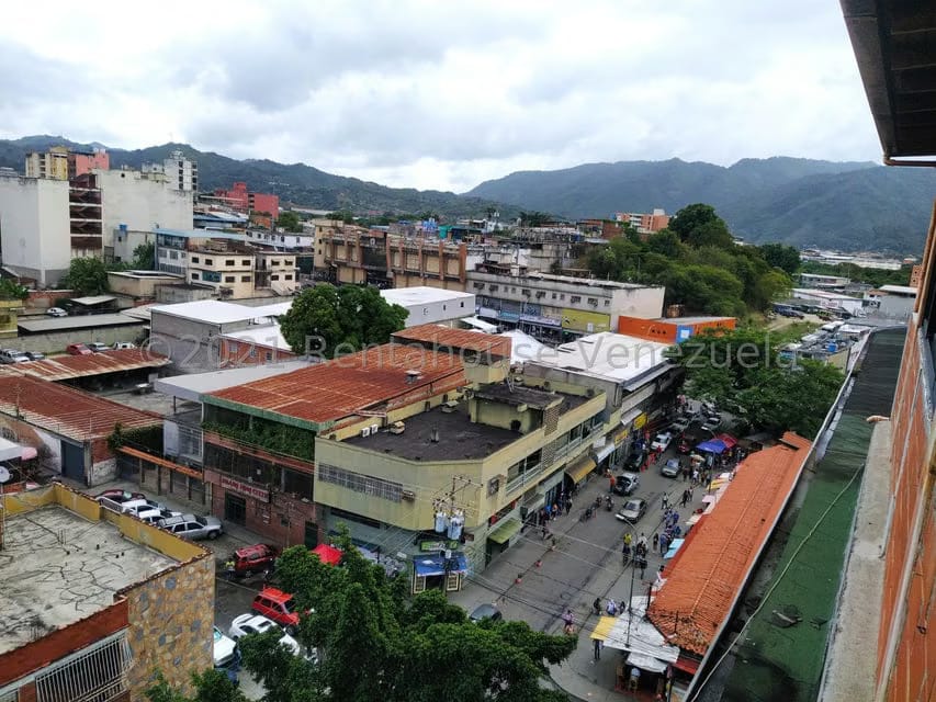 Comercial (Edificio) en Venta en Guatire, Miranda - 5