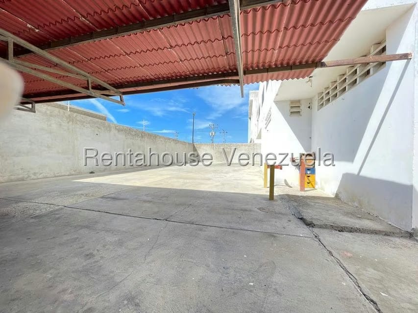 Comercial (Edificio) en Venta en Santa Fe, Falcon - 50